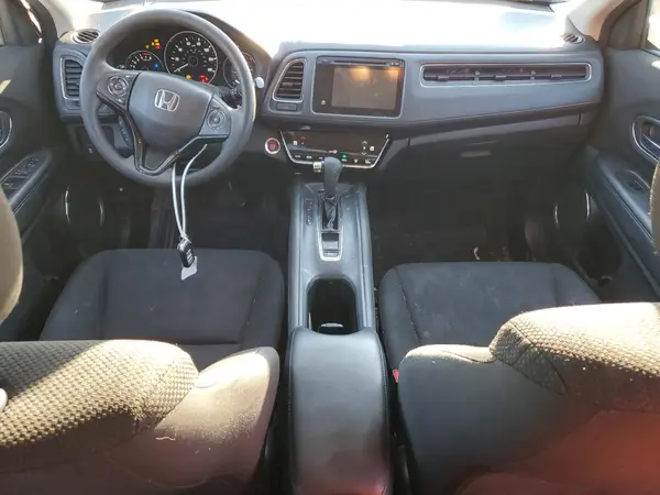 3CZRU6H54HM717566 2017 HONDA HR-V - Image 8