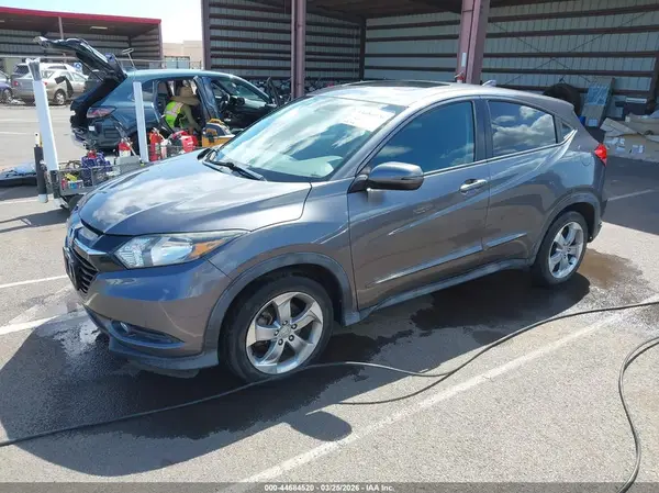 3CZRU6H54HM722475 2017 HONDA HR-V - Image 2