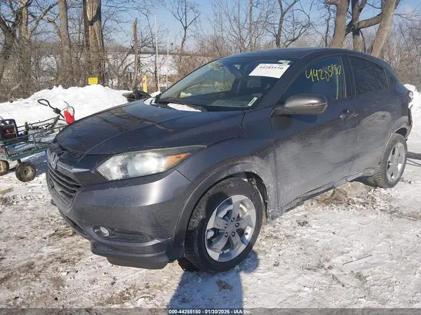 3CZRU6H54HM722489 2017 HONDA HR-V - Image 2