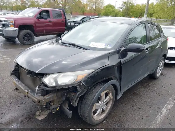 3CZRU6H54HM725456 2017 HONDA HR-V - Image 2