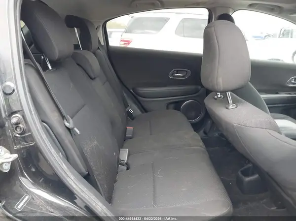 3CZRU6H54HM725456 2017 HONDA HR-V - Image 8