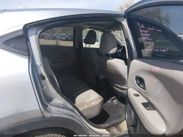3CZRU6H54HM729104 2017 HONDA HR-V - Image 8