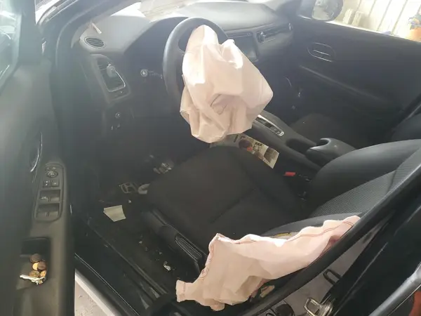 3CZRU6H54JG702117 2018 HONDA HR-V - Image 8