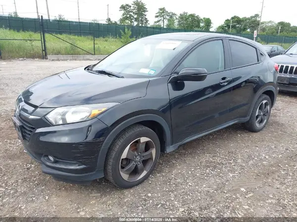 3CZRU6H54JG706300 2018 HONDA HR-V - Image 2