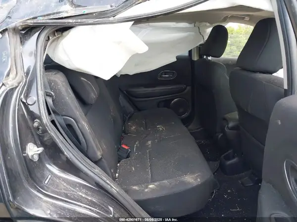 3CZRU6H54JG713375 2018 HONDA HR-V - Image 8