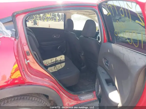 3CZRU6H54JM100996 2018 HONDA HR-V - Image 8