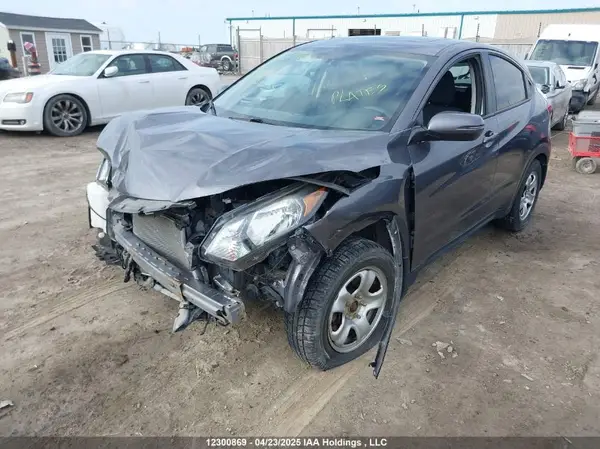 3CZRU6H54JM104157 2018 HONDA HR-V - Image 2