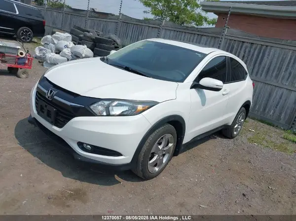3CZRU6H54JM109228 2018 HONDA HR-V - Image 2