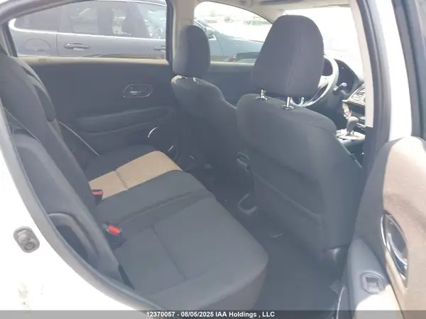 3CZRU6H54JM109228 2018 HONDA HR-V - Image 8