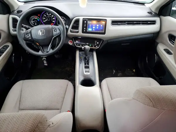 3CZRU6H54JM715662 2018 HONDA HR-V - Image 8