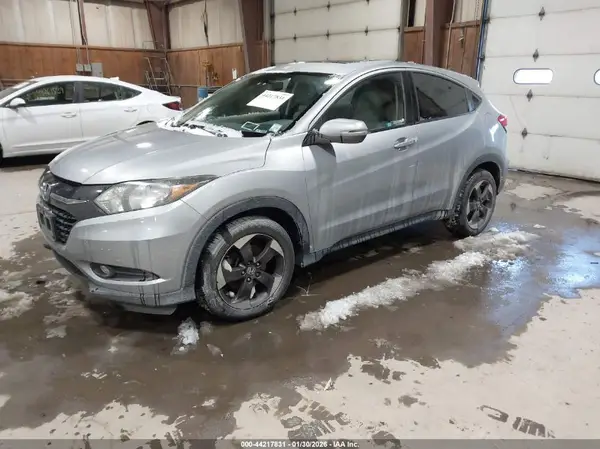 3CZRU6H54JM720425 2018 HONDA HR-V - Image 2
