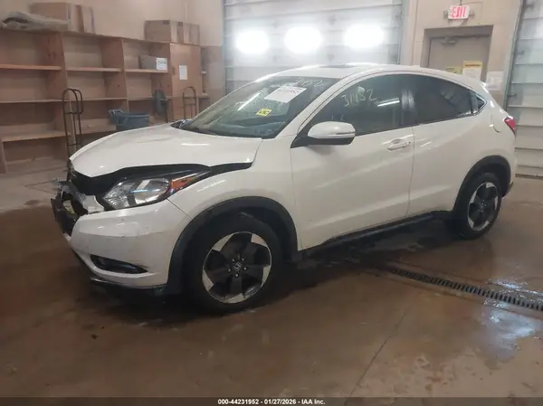 3CZRU6H54JM729237 2018 HONDA HR-V - Image 2