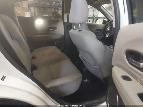 3CZRU6H54JM729237 2018 HONDA HR-V - Image 8