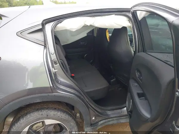 3CZRU6H54JM730517 2018 HONDA HR-V - Image 8