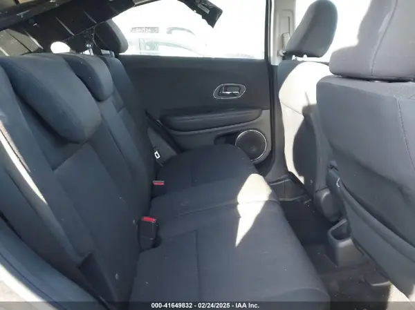 3CZRU6H54JM730582 2018 HONDA HR-V - Image 8