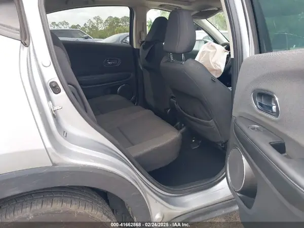 3CZRU6H54KM703884 2019 HONDA HR-V - Image 8