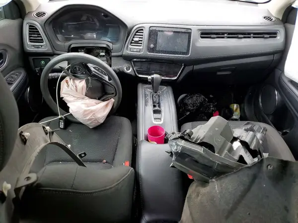 3CZRU6H54KM704632 2019 HONDA HR-V - Image 8