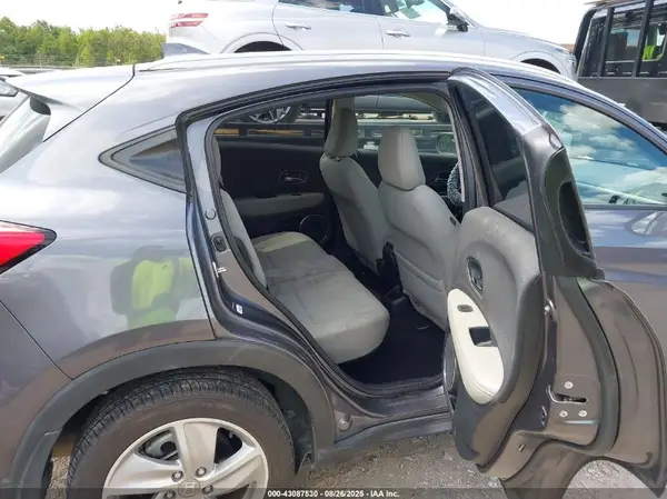 3CZRU6H54KM707983 2019 HONDA HR-V - Image 8