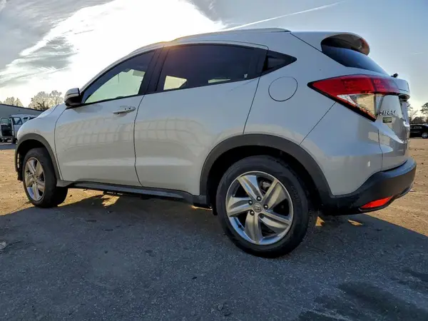 3CZRU6H54KM720698 2019 HONDA HR-V - Image 2