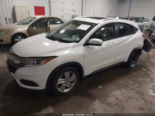 3CZRU6H54KM722645 2019 HONDA HR-V - Image 2