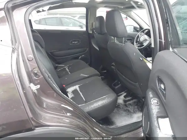 3CZRU6H54KM729059 2019 HONDA HR-V - Image 8