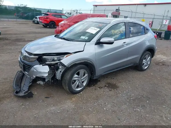 3CZRU6H54KM740997 2019 HONDA HR-V - Image 2