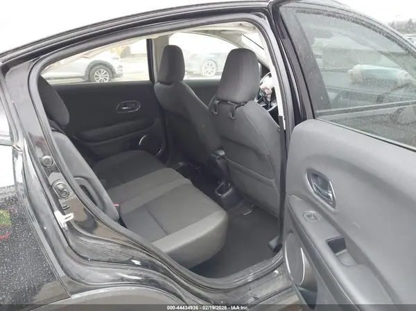 3CZRU6H54MM715021 2021 HONDA HR-V - Image 8