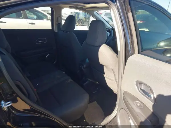 3CZRU6H54NM721080 2022 HONDA HR-V - Image 8