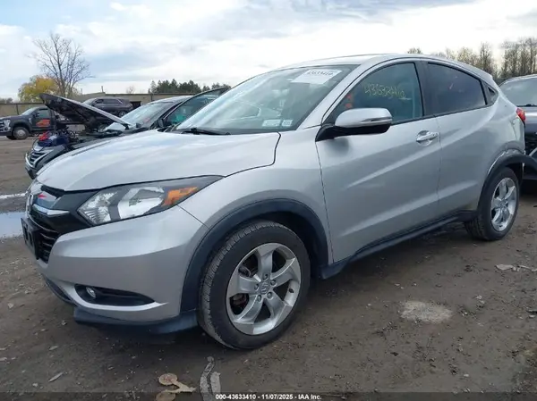 3CZRU6H55GM709068 2016 HONDA HR-V - Image 2