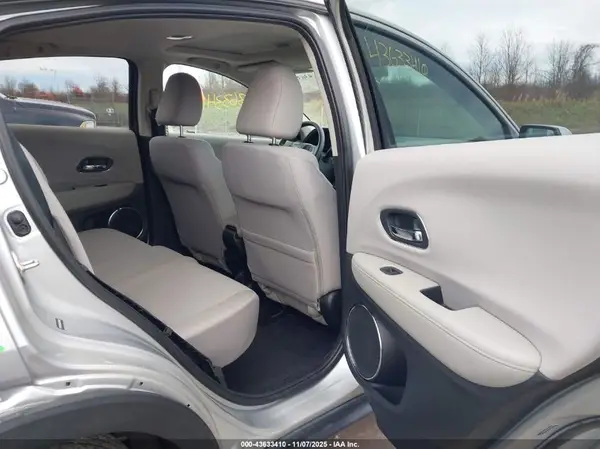 3CZRU6H55GM709068 2016 HONDA HR-V - Image 8