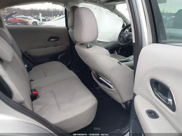 3CZRU6H55GM714092 2016 HONDA HR-V - Image 8