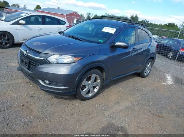 3CZRU6H55GM715520 2016 HONDA HR-V - Image 2