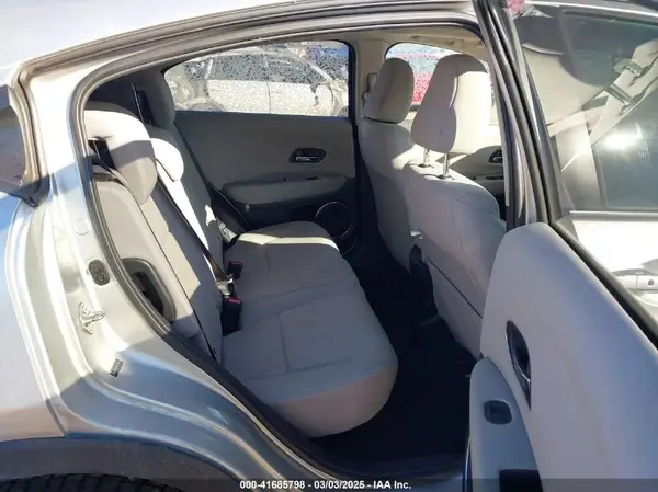 3CZRU6H55GM716666 2016 HONDA HR-V - Image 8