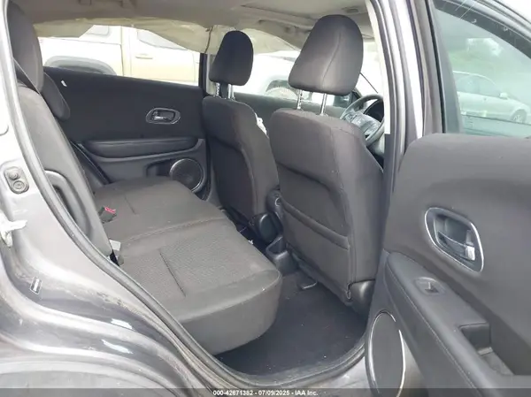 3CZRU6H55GM717056 2016 HONDA HR-V - Image 8