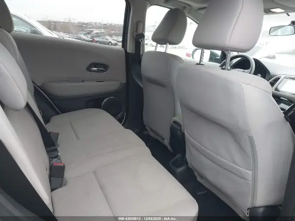 3CZRU6H55GM725044 2016 HONDA HR-V - Image 8