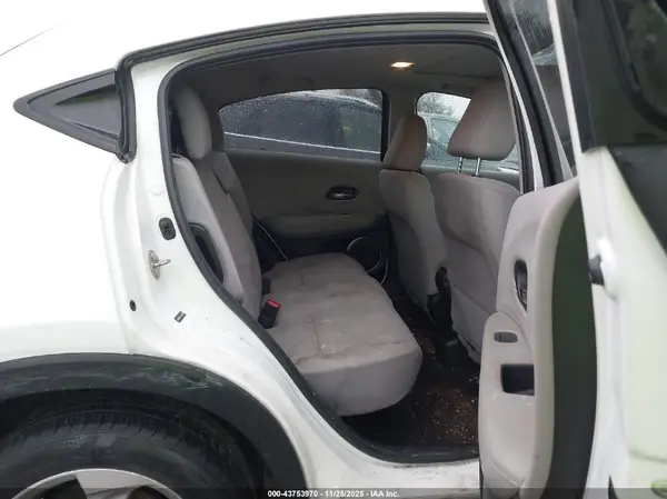 3CZRU6H55GM741440 2016 HONDA HR-V - Image 8