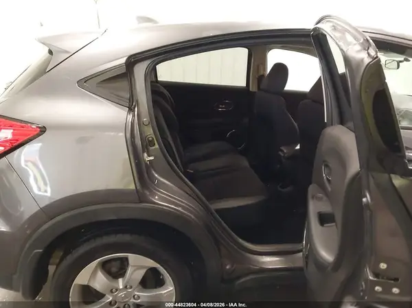 3CZRU6H55GM755841 2016 HONDA HR-V - Image 8