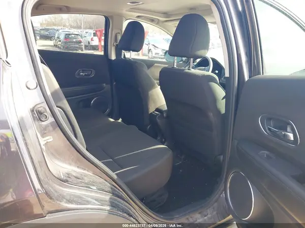 3CZRU6H55GM767701 2016 HONDA HR-V - Image 8