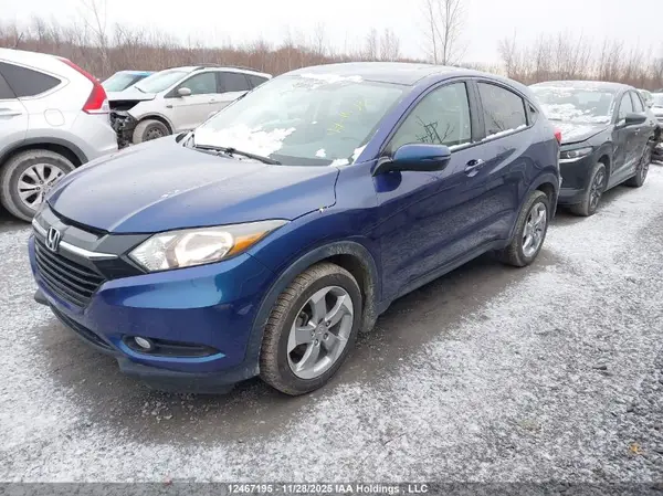 3CZRU6H55HM104999 2017 HONDA HR-V - Image 2