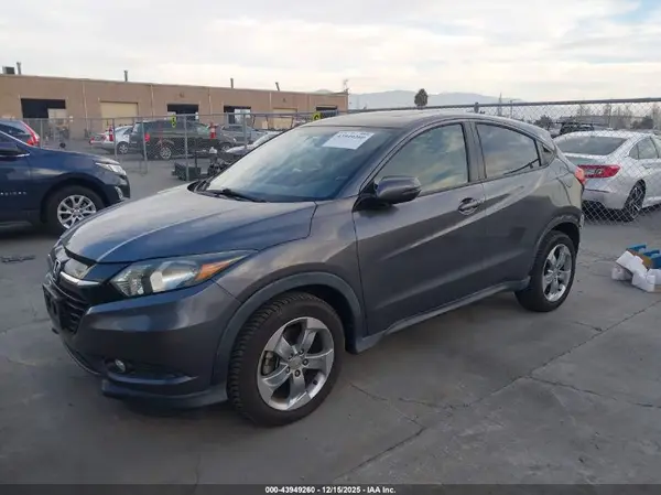 3CZRU6H55HM702204 2017 HONDA HR-V - Image 2