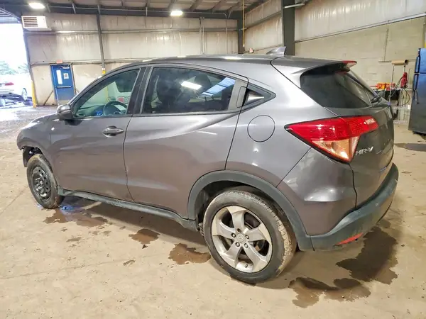3CZRU6H55HM703322 2017 HONDA HR-V - Image 2