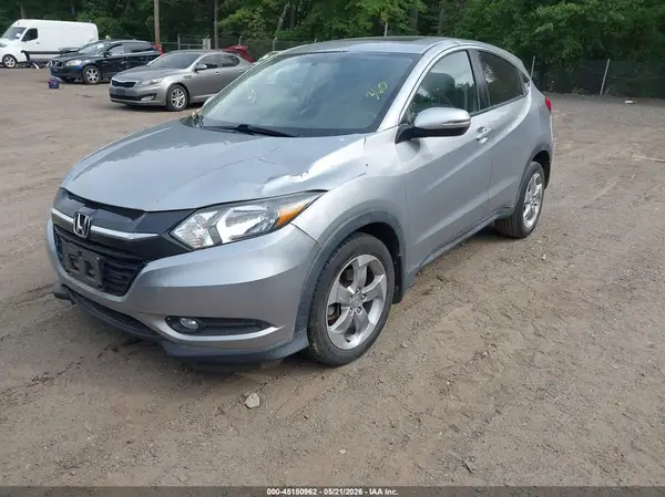3CZRU6H55HM706561 2017 HONDA HR-V - Image 2