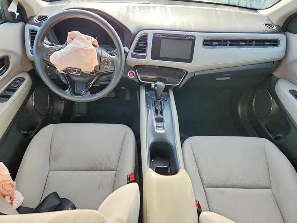 3CZRU6H55HM709377 2017 HONDA HR-V - Image 8