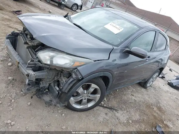 3CZRU6H55HM710383 2017 HONDA HR-V - Image 2