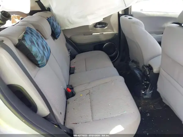 3CZRU6H55HM710710 2017 HONDA HR-V - Image 8