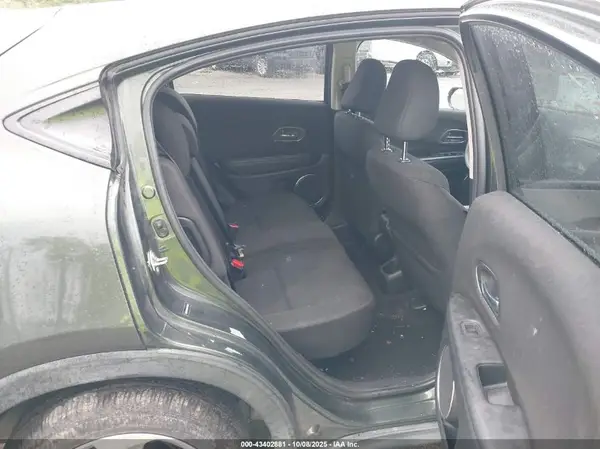 3CZRU6H55HM711999 2017 HONDA HR-V - Image 8