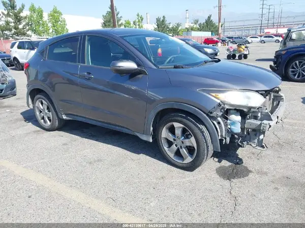 3CZRU6H55HM716037 2017 HONDA HR-V - Image 1