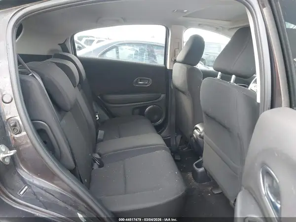 3CZRU6H55HM719567 2017 HONDA HR-V - Image 8