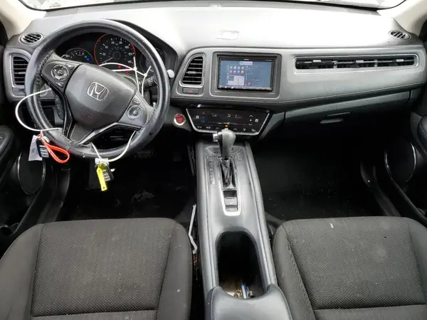 3CZRU6H55HM719813 2017 HONDA HR-V - Image 8