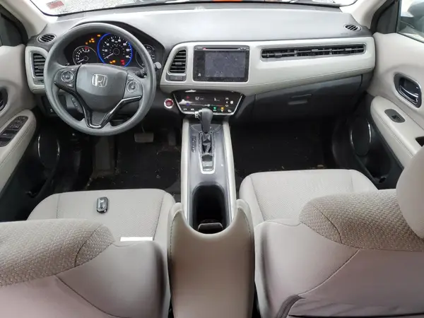 3CZRU6H55HM723831 2017 HONDA HR-V - Image 8